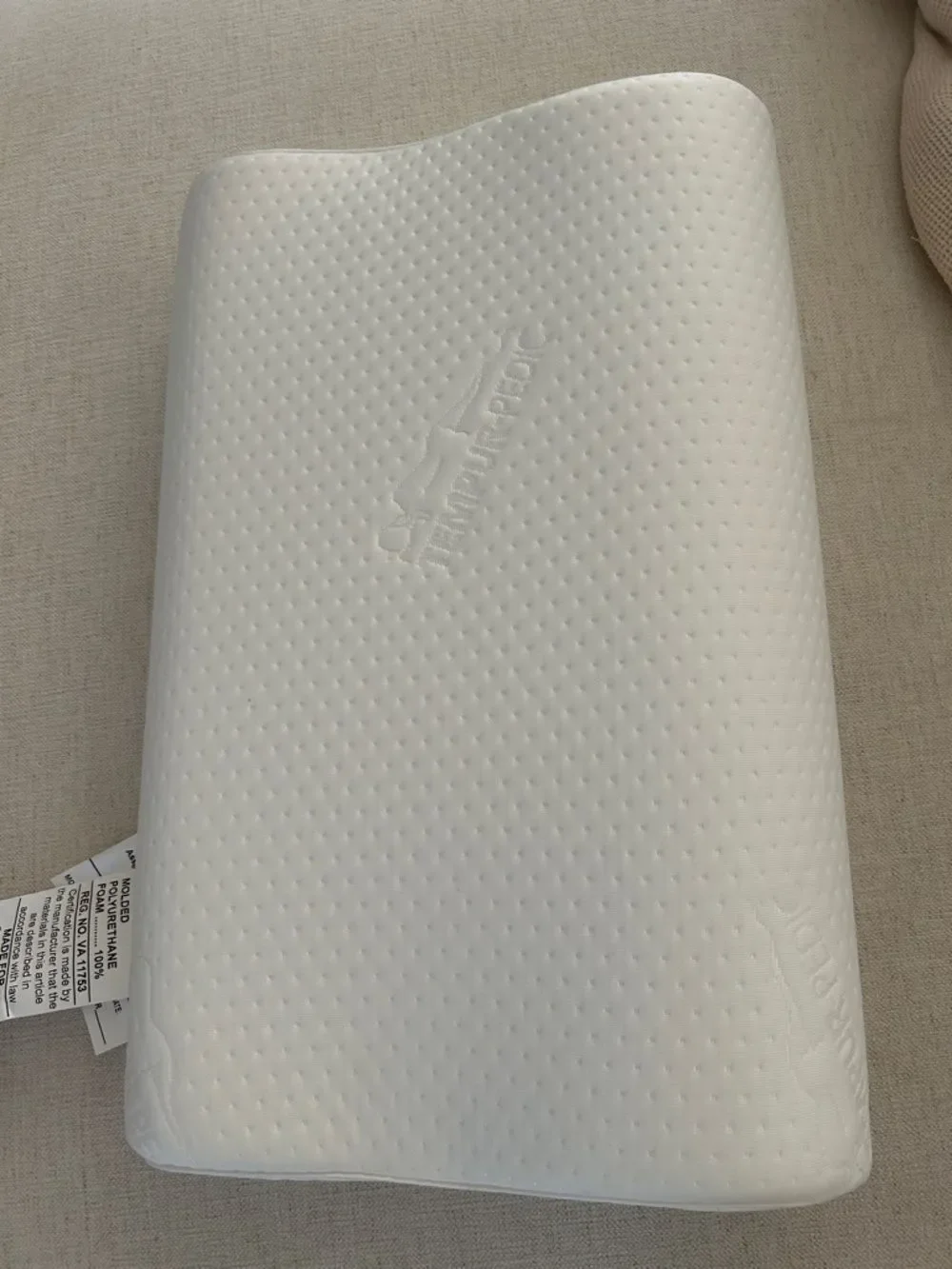 TEMPUR Pedic Neck Pillow size Large - 20x12.5x4.75. NWOT has box